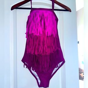 Venus Sz 6 One Piece Bandeau Fringe Swimsuit